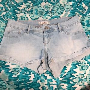 Low rise Hollister jean shorts